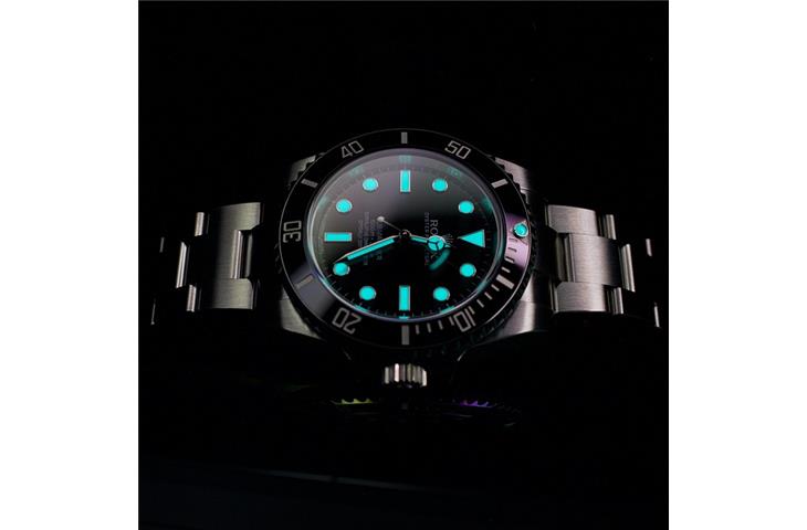 rolex submariner champagne serti dial
